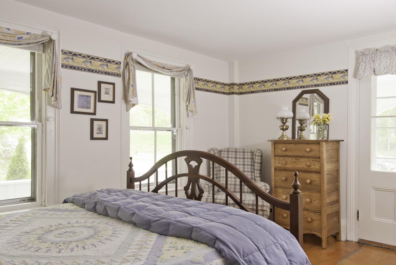Golden Stage Inn Proctorsville Екстериор снимка